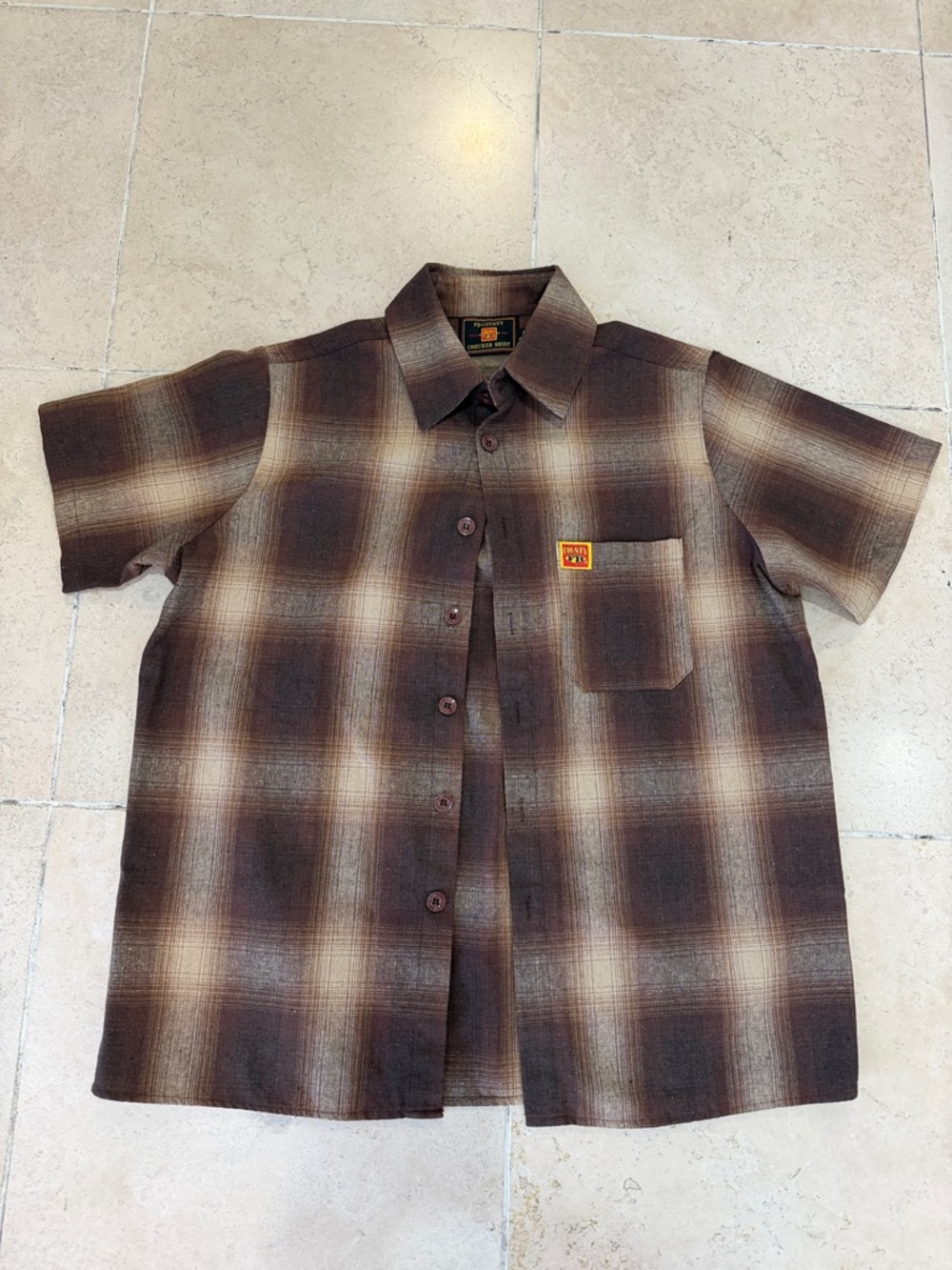 Men's Brown Plaid Short-Sleeve Button-Down Shirt